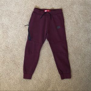 ‘NIKE’ Sportswear Tech Fleece Pants!